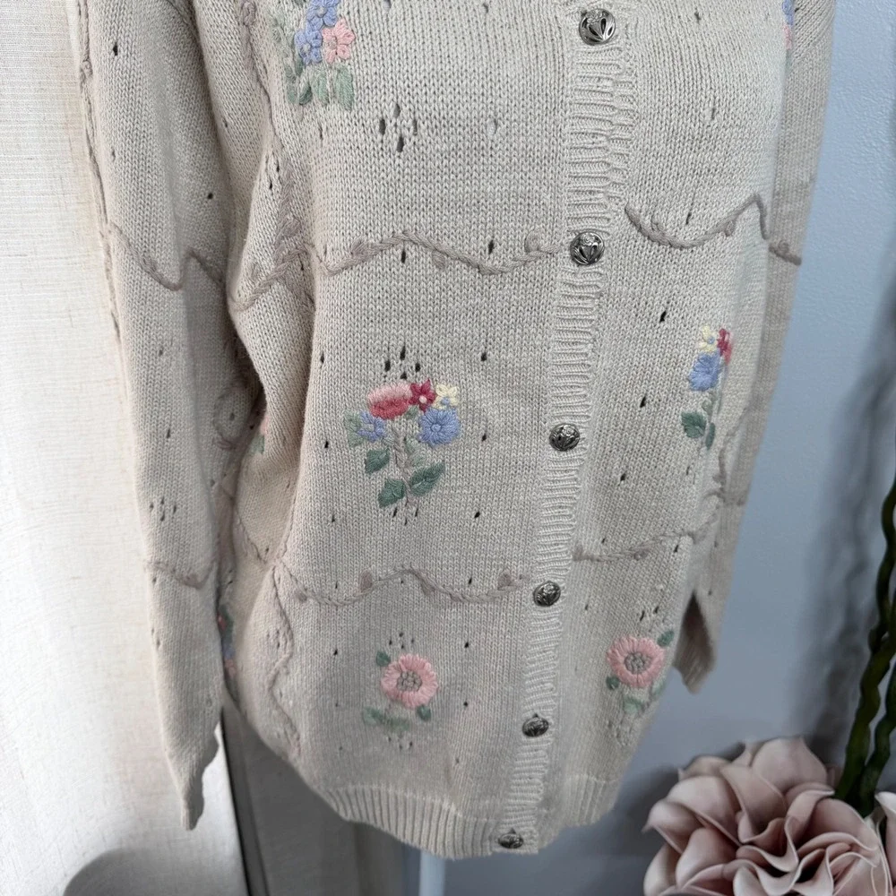 90s Vintage Northern‎ Reflections Floral Embroidered Cardigan Sweater Medium